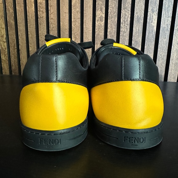 Fendi shoes Mens US 12 - Picture 5 of 7